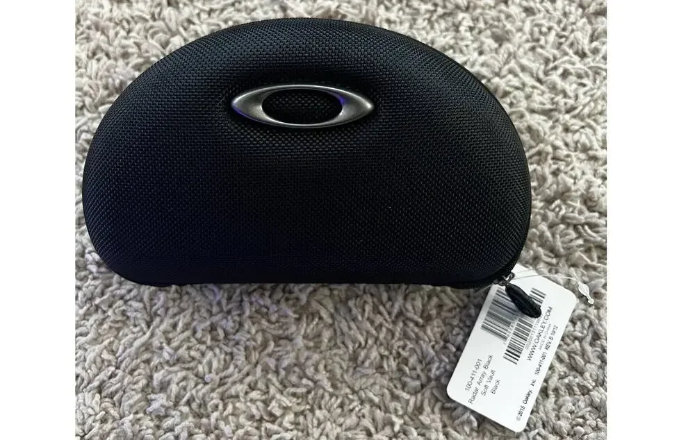 Oakley unisex adult Soft Vault Sunglass Case, Black/Radar Array,